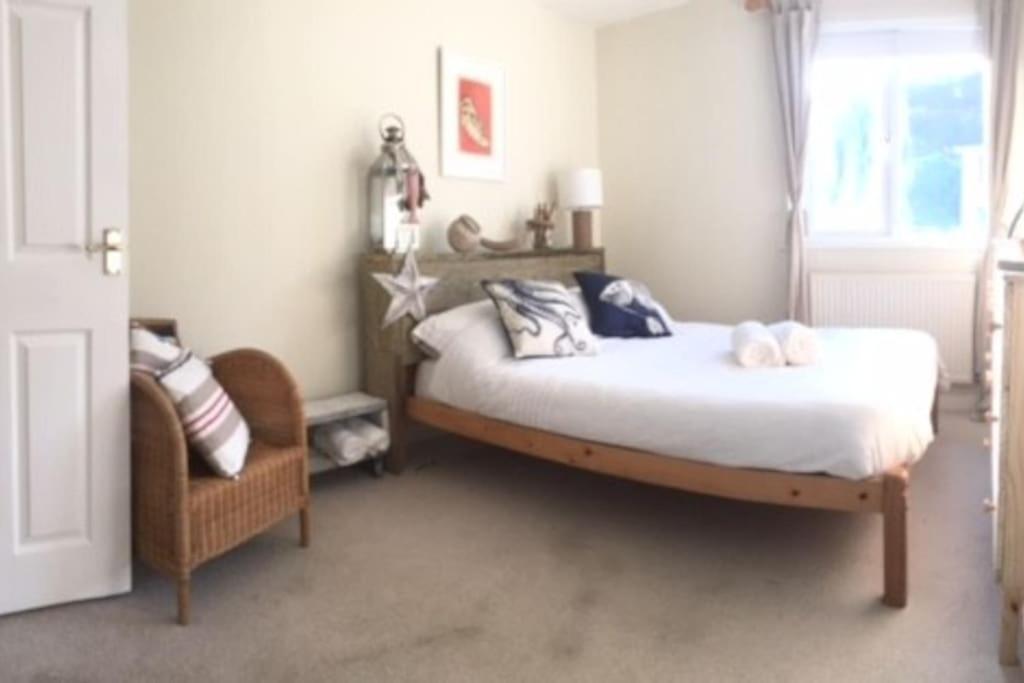 Fabulous Pad Just 20 Paces From The Sea Apartment Mawgan Porth