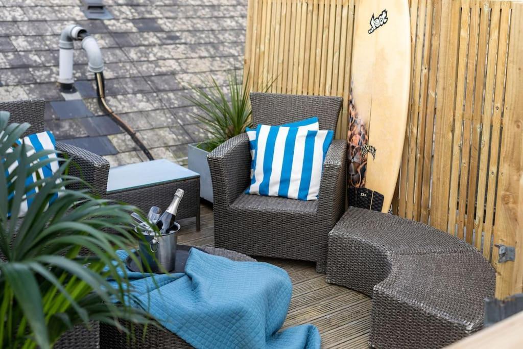 Fabulous Pad Just 20 Paces From The Sea Apartment *