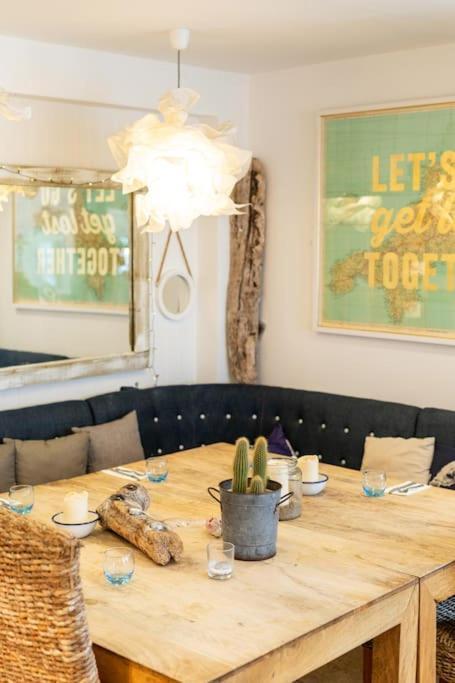 Fabulous Pad Just 20 Paces From The Sea Apartment *